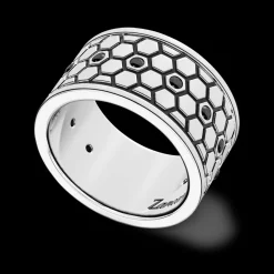 Anello a fascia larga Zancan in argento e pietre nere.