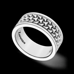 Anello a fascia Zancan in argento.