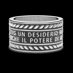 Anello a fede Zancan in argento con scritta.