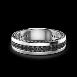 Anello a fede Zancan in argento con pietre nere.