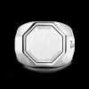 Anello chavlier Zancan in argento quadrato.