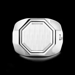 Anello chavlier Zancan in argento quadrato.