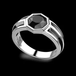 Anello chevalier Zancan in argento con pietra onice.