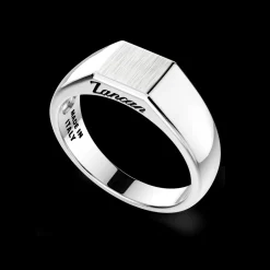 Anello chevalier Zancan in argento.