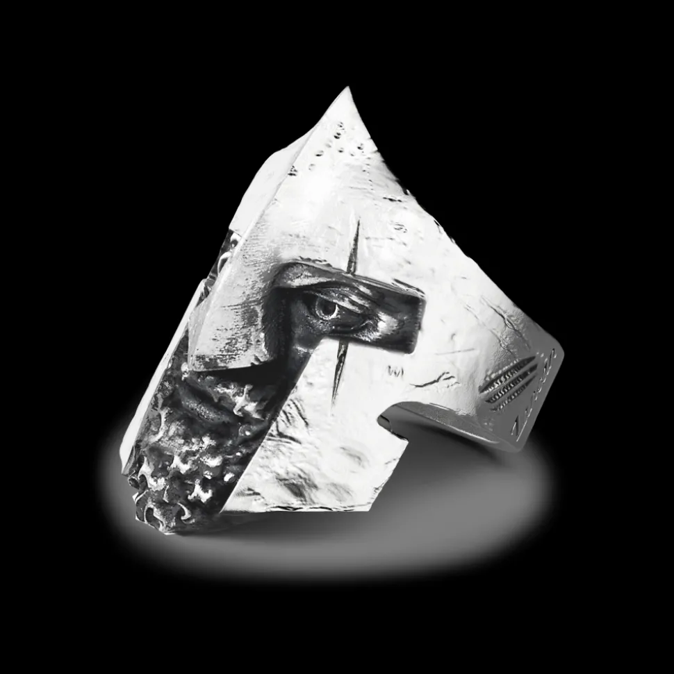 Anello Zancan con spartano in argento.