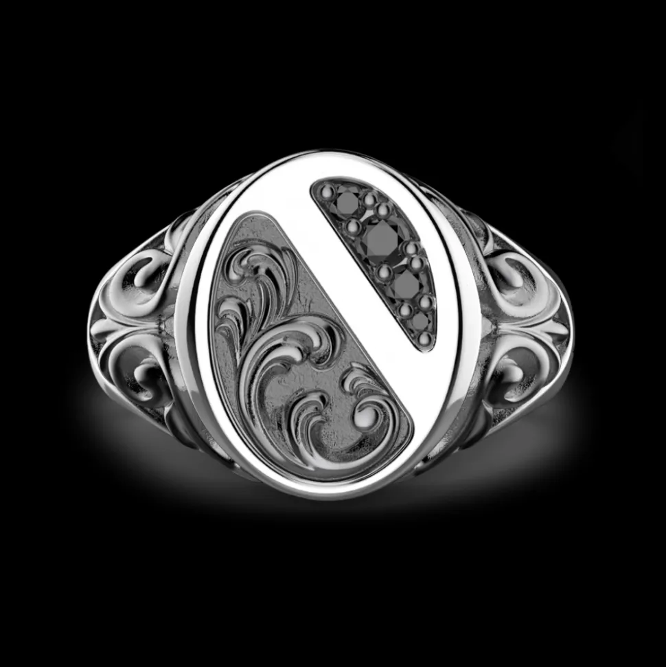 Anello Zancan in argento con pietre nere.