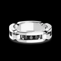 Anello Zancan in argento a fede con pietre nere.