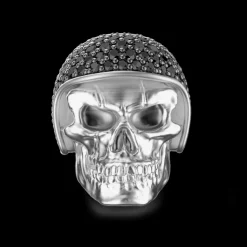 Anello Zancan in argento a teschio biker con pietre nere.