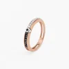 Anello Zancan in oro rosa e bianco con diamanti.