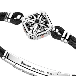 Bracciale Zancan in kevlar con rosa dei venti in argento e pietra nera.