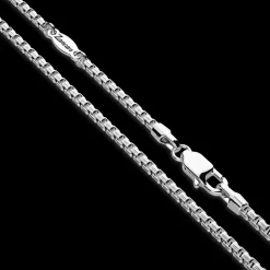 Collana Bugatti con targa in argento.