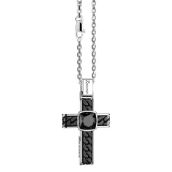 Collana in argento con pendente a croce e onice quadrata.