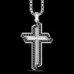 Collana Zancan in argento con pendente a croce e pietre.