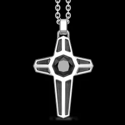 Collana Zancan in argento con pendente a croce e pietra nera.