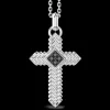 Collana Zancan in argento con pendente a croce e pietre nere.