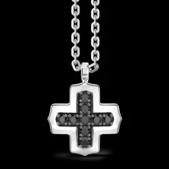 Collana Zancan in argento con pendente a croce greca e pietre nere.