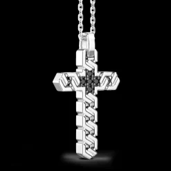 Collana Zancan in argento con pendente a croce e pietre nere.