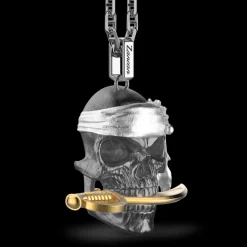 Collana Zancan in argento con pendente a teschio pirata.