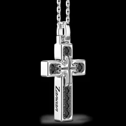 Collana Zancan in argento con pendente a croce e pietre nere.