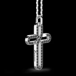 Collana Zancan in argento con pendente a croce e pietre nere.