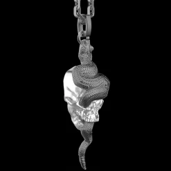 Collana Zancan in argento con pendente a teschio e serpente.