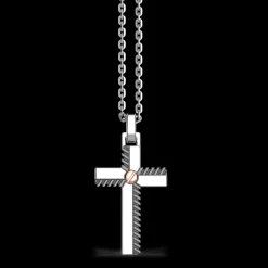 Collana Zancan in argento con pendente a croce e vite in oro rosa.