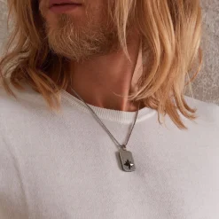 Collana Zancan in argento a targa con rosa dei venti in ceramica.