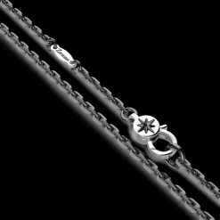 Collana Zancan in argento con pendente a teschio pirata.