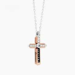 Collana  Zancan in oro bianco con croce e diamanti .