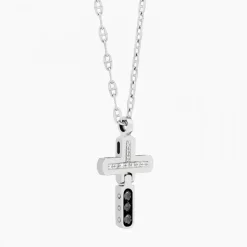 Collana  Zancan in oro bianco con croce e diamanti .