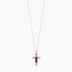 Collana  Zancan in oro bianco con croce e diamanti .