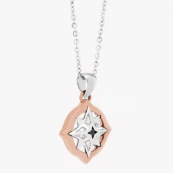 Collana  zancan in oro con pendente rosa dei venti e diamanti.