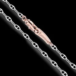 Collana  zancan in oro con pendente rosa dei venti e diamanti.